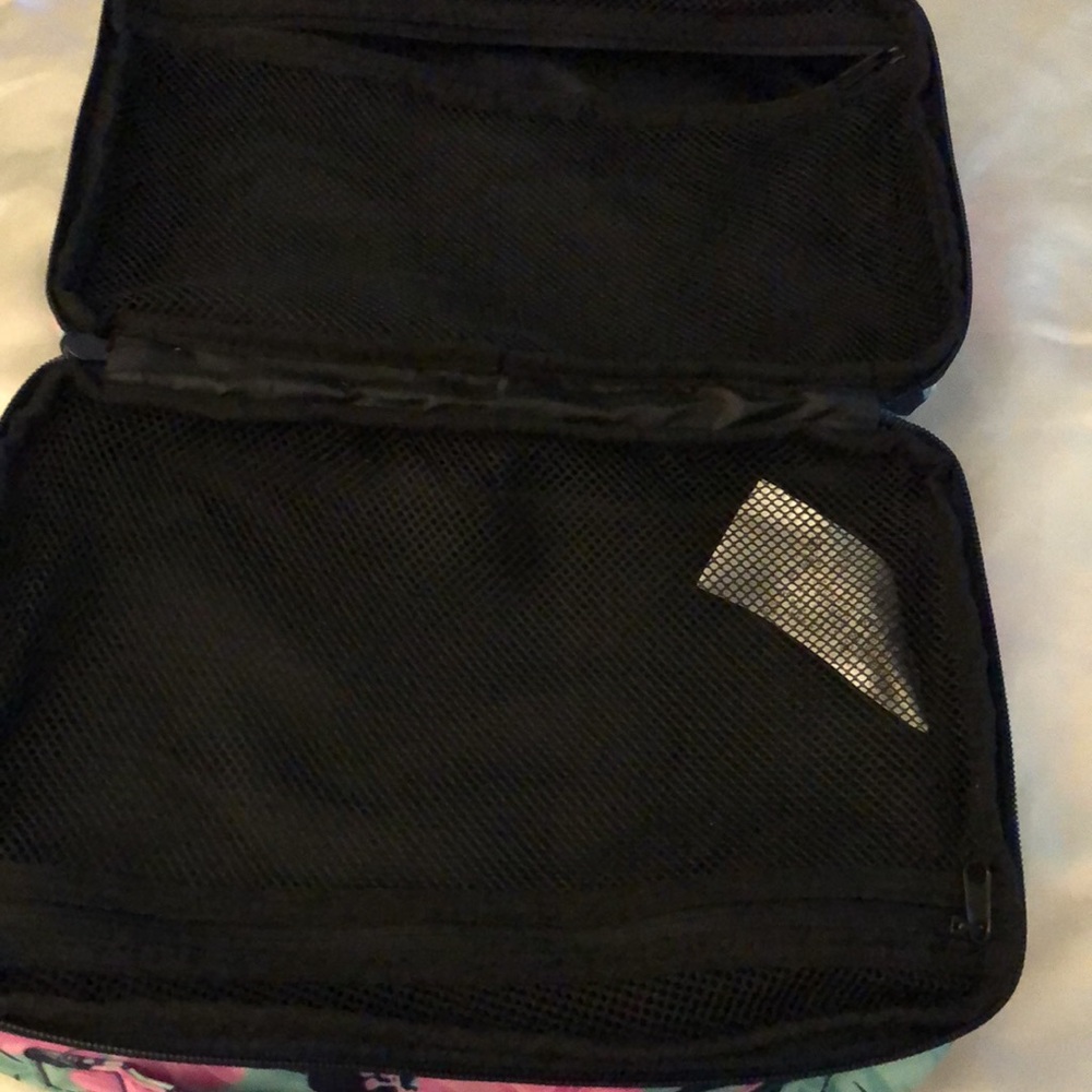 Hurley 100% Polyester Obsidian & Tropical Flower Zip Around Cosmetic Bag OS NWT - Picture 11 of 16